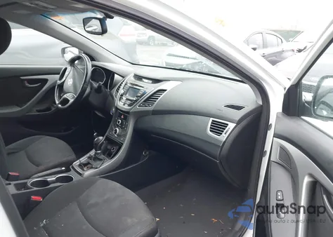 2016 Hyundai Elantra Value Edition из США, поврежденный, VIN 5NPDH4AE7GH712384